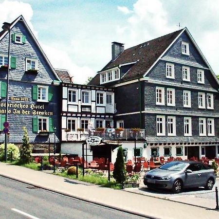 Hotel In Der Strassen Золінген Екстер'єр фото